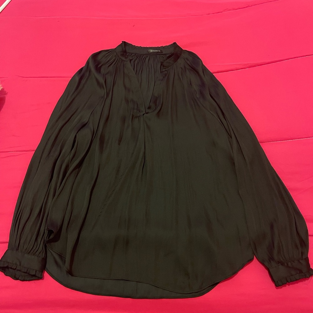 Dynamite chiffon black blouse